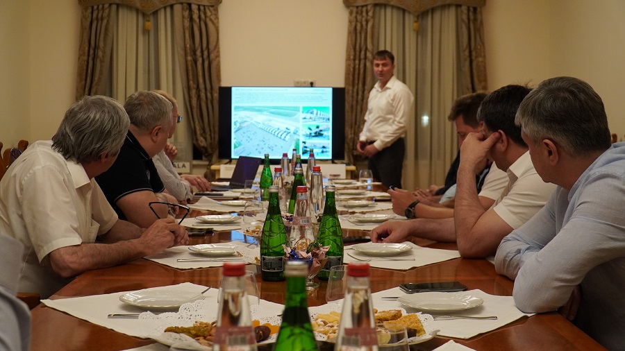 Валентину Иванову презентовали проект второго этапа реконструкции аэропорта Махачкалы