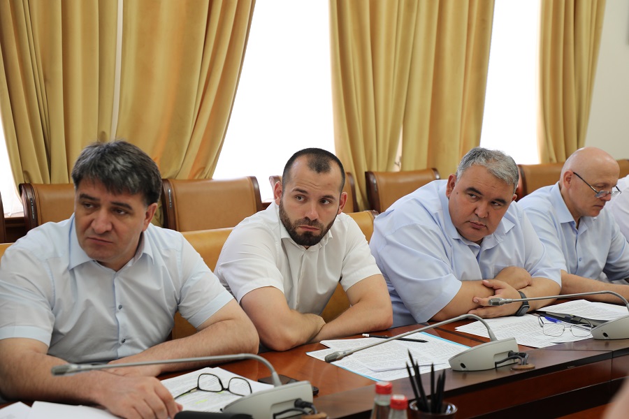 Поездки руководства Дагестана в муниципалитеты показывают эффективность
