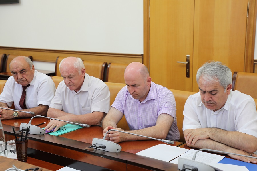 Поездки руководства Дагестана в муниципалитеты показывают эффективность