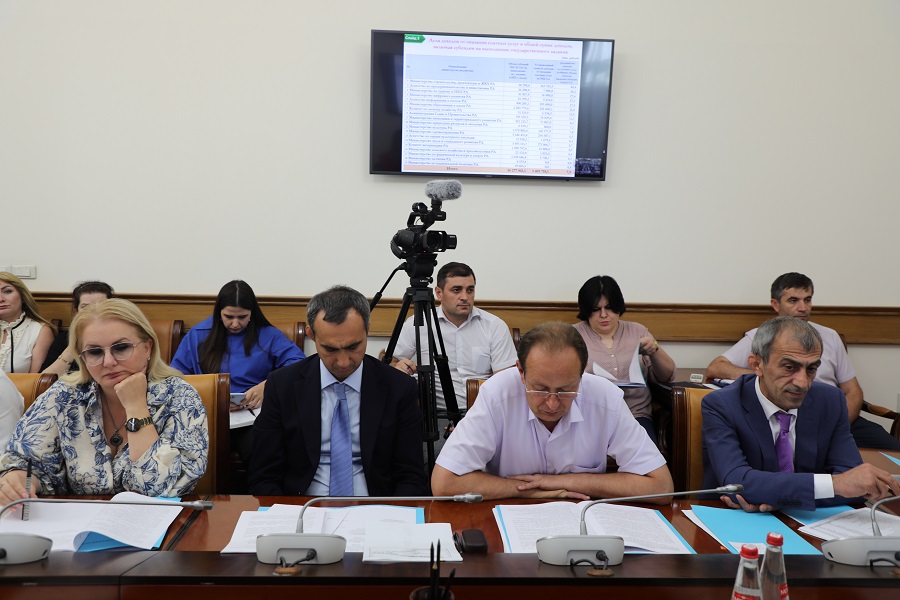 Правительство Дагестана поставило задачу перед госучреждениями  по увеличению доходов от платных услуг