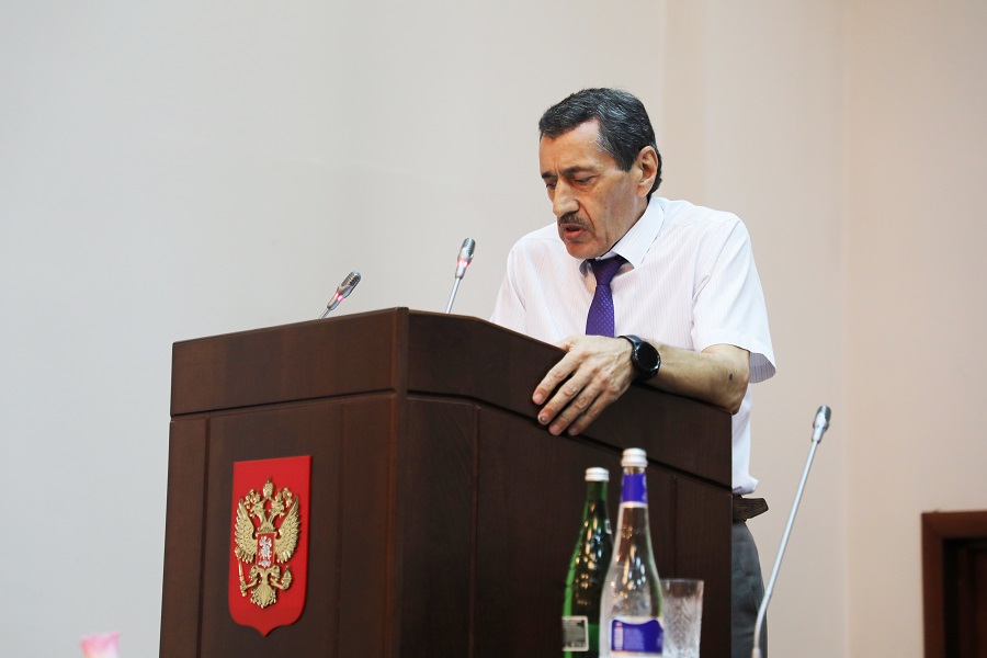 Абдулмуслим Абдулмуслимов подчеркнул актуальность ускоренного завершения процедуры банкротства ГУПов в сфере АПК