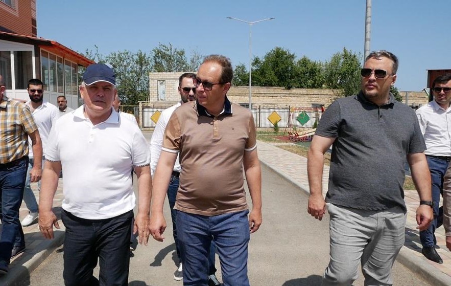 В трех муниципалитетах республики завершается строительство детсадов