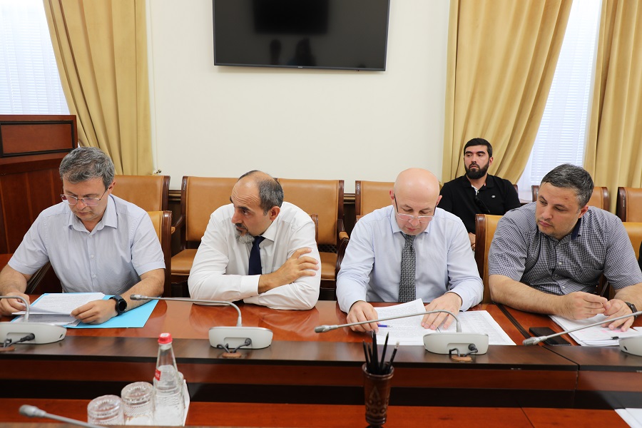 По нацпроекту «Образование» в Махачкале и Каспийске строятся новые школы