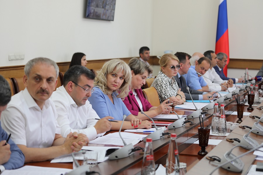 Более 1,3 млрд рублей предусмотрели в Дагестане на подготовку объектов ЖКХ к осенне-зимнему периоду