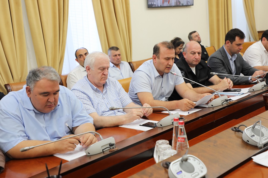 По нацпроектам в Дагестане строят 74 объекта образования