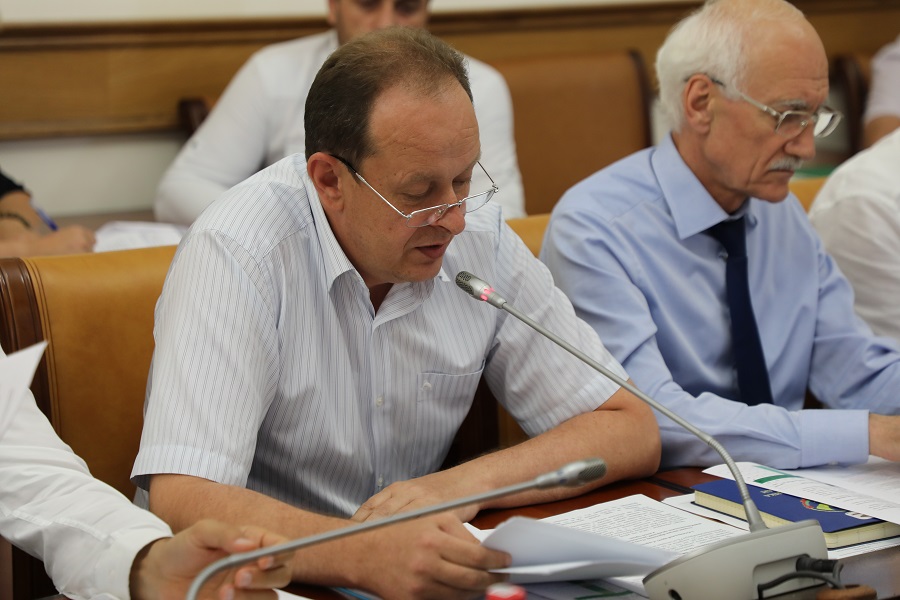 По нацпроектам в Дагестане строят 74 объекта образования