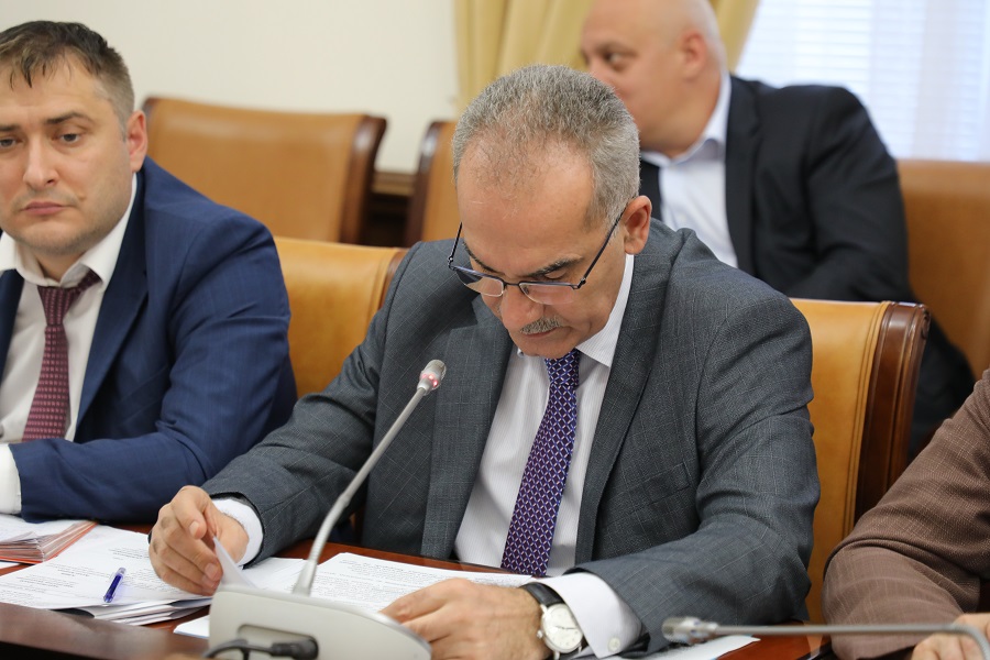По нацпроектам в Дагестане строят 74 объекта образования