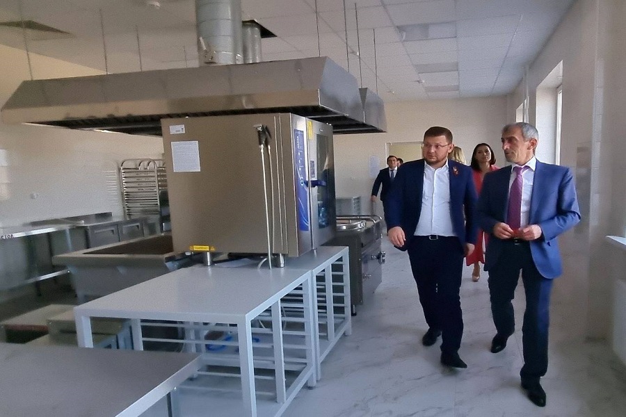 Порядка 250 детей пойдут в новый детсад в поселке Новый Хушет