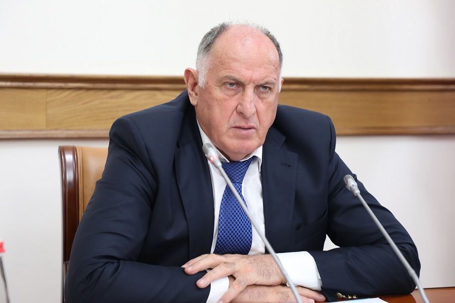 Ключевые вопросы развития экономики Дагестана обсудили на заседании Оперативного штаба
