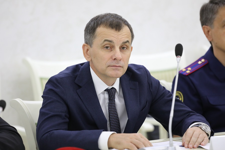 Абдулмуслим Абдулмуслимов встретился с участниками акции «Вахта Героев Отечества»