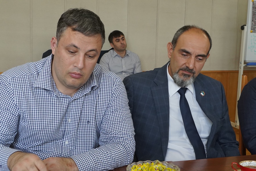 Манвел Мажонц положительно оценил итоги капремонта школ в г. Кизилюрт