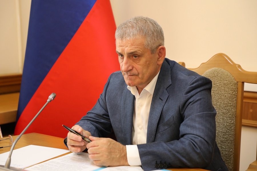 Власти Дагестана прорабатывают вопрос создания региональной авиакомпании