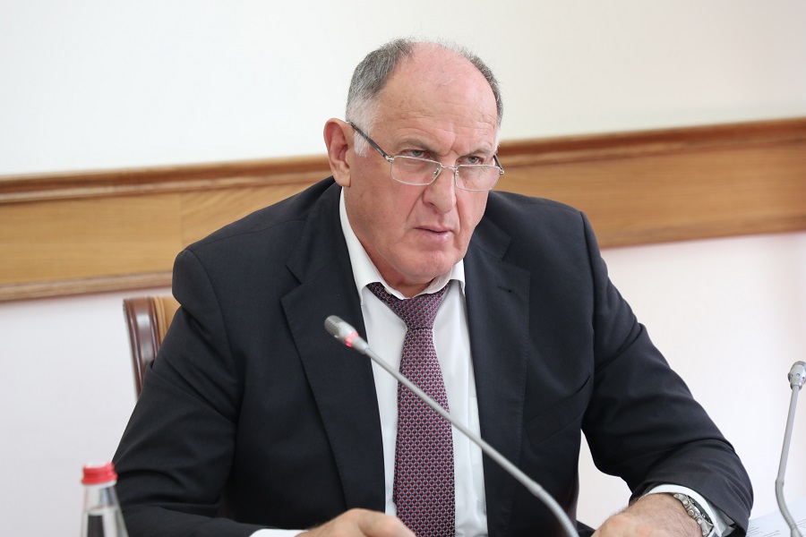 Абдулмуслим Абдулмуслимов поручил провести глубокий анализ ухудшающейся ситуации с демографией в Дагестане и выработать комплекс мер
