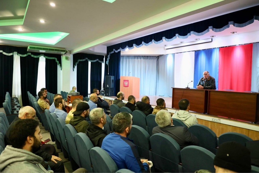 Абдулмуслим Абдулмуслимов навестил дагестанских военнослужащих в госпитале в Балашихе