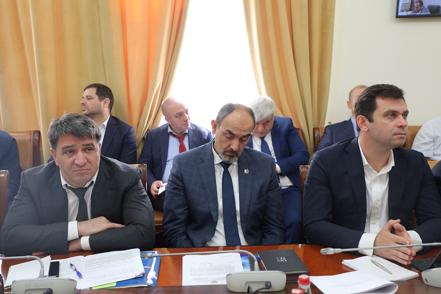 Дополнительные запасы топлива предусмотрели для теплоснабжения негазифицированных поселений Дагестана зимой