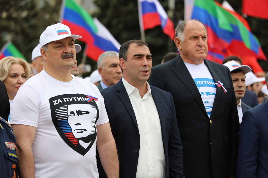 Более 30 тыс. человек приняли участие в акции-концерте в поддержку курса Президента РФ  в Махачкале