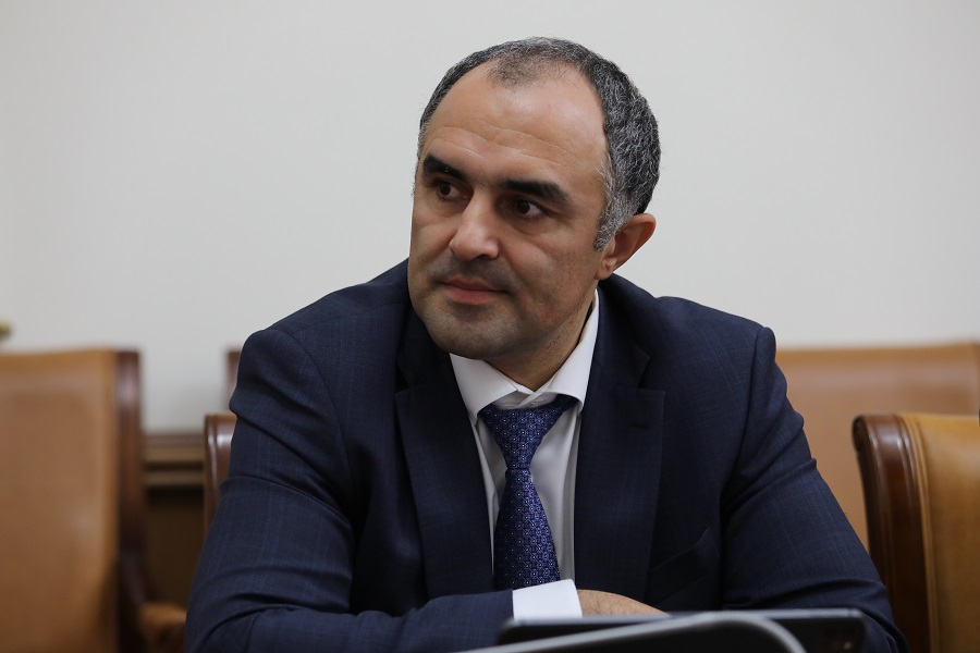 Реформирование  и цифровизацию общественного транспорта Махачкалы обсудили в Правительстве Дагестана