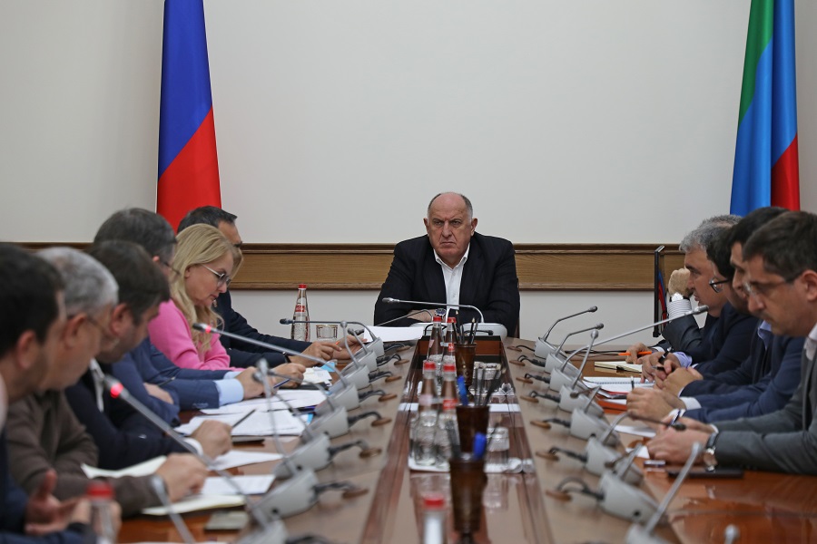 Решение проблем развития Карабудахкентского района обсудили под руководством Абдулмуслима Абдулмуслимова