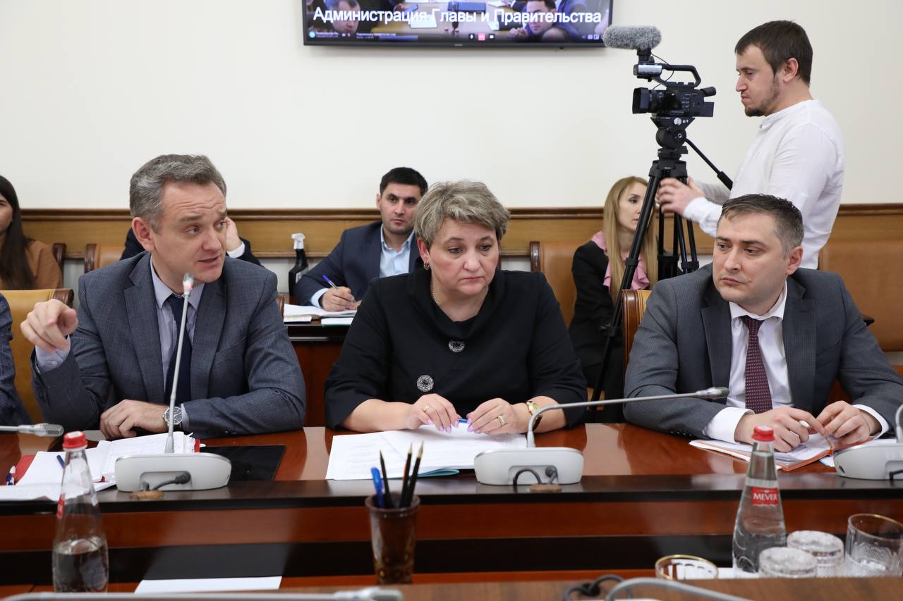 До конца года в Дагестане завершат капитальный ремонт в 60 зданиях медицинских организаций