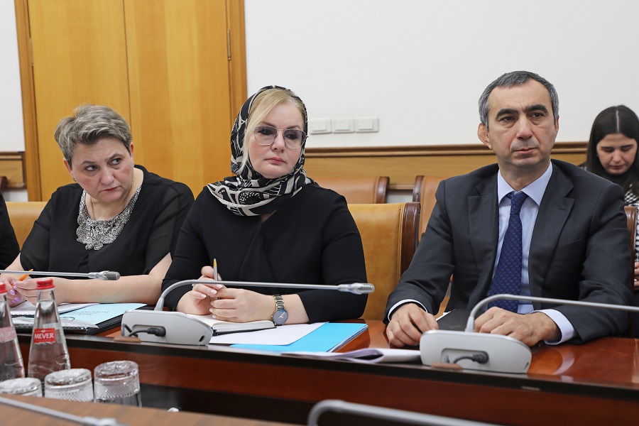 Абдулмуслим Абдулмуслимов провёл заседание Оперативного штаба