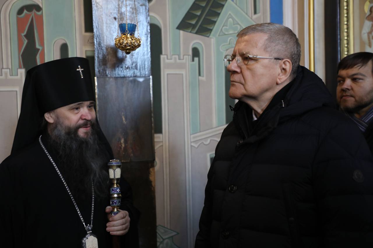 Юрий Чайка и Абдулмуслим Абдулмуслимов посетили Свято-Успенский кафедральный собор г. Махачкалы