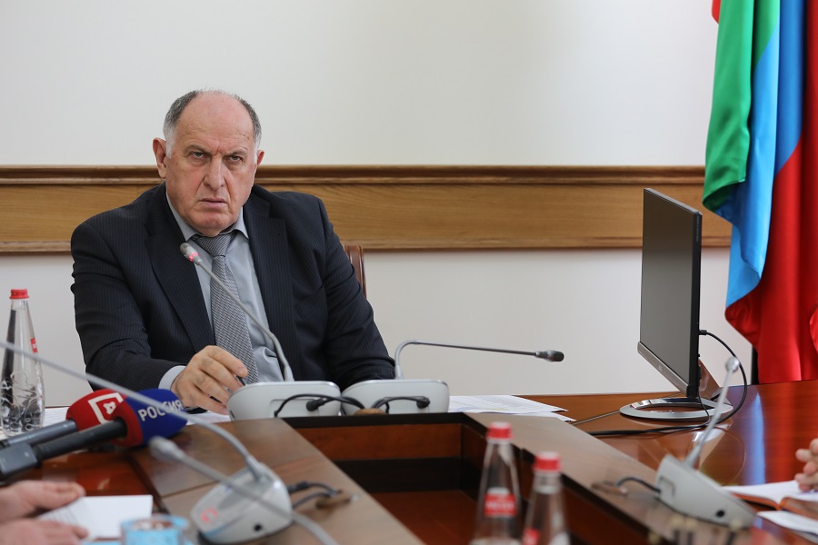 Абдулмуслим Абдулмуслимов: «Нам нужно обеспечить максимальную защищенность дагестанцев от ударов кризисов»