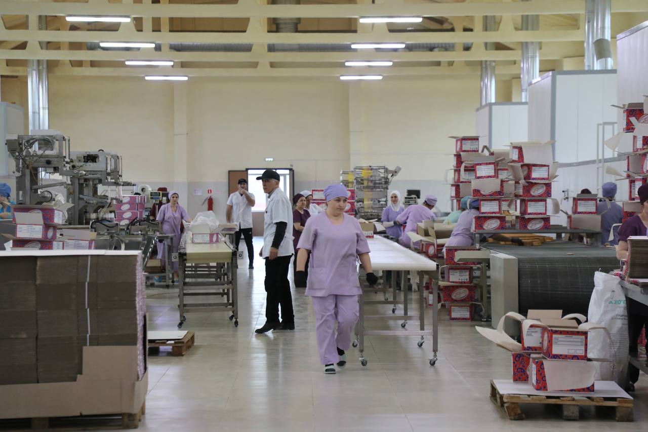 Кондитерская фабрика в Избербаше за год произвела продукцию на сумму более 60 млн рублей