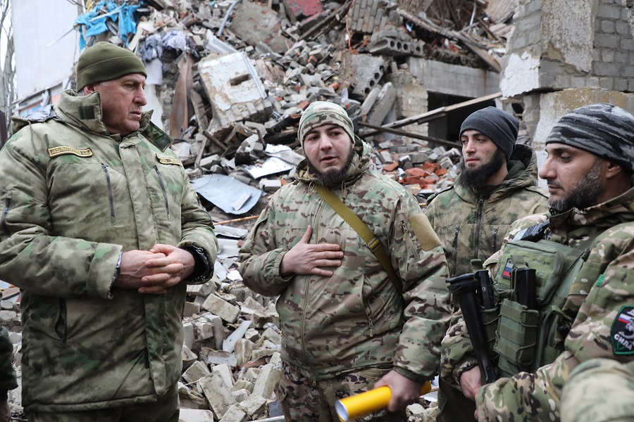 Абдулмуслим Абдулмуслимов передал военнослужащим ЛНР 35 тонн гуманитарной помощи