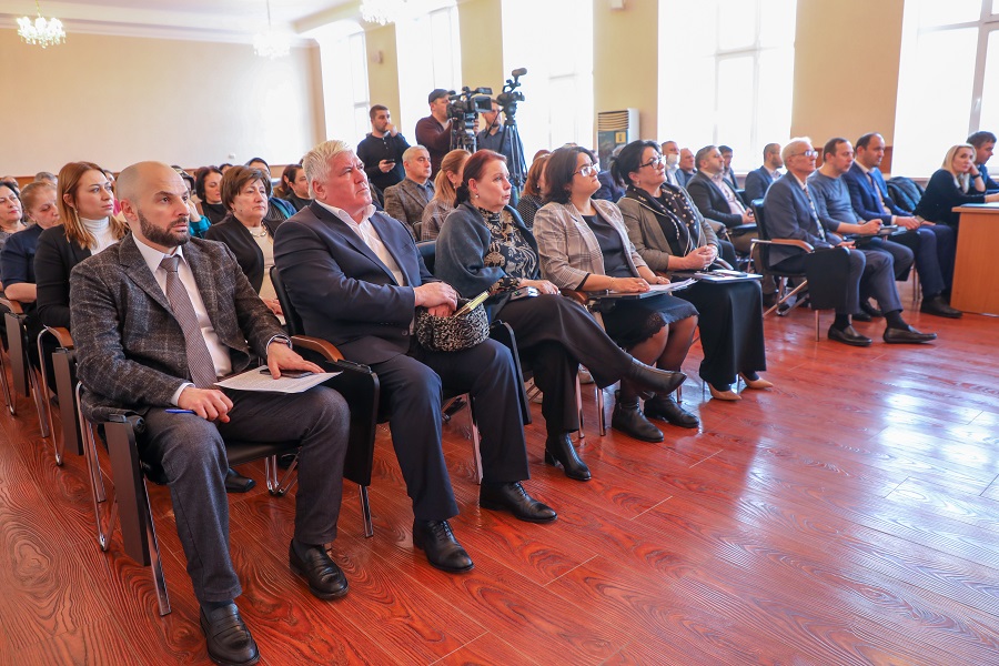 Более 60 объектов здравоохранения отремонтировали в 2022 году в рамках нацпроекта