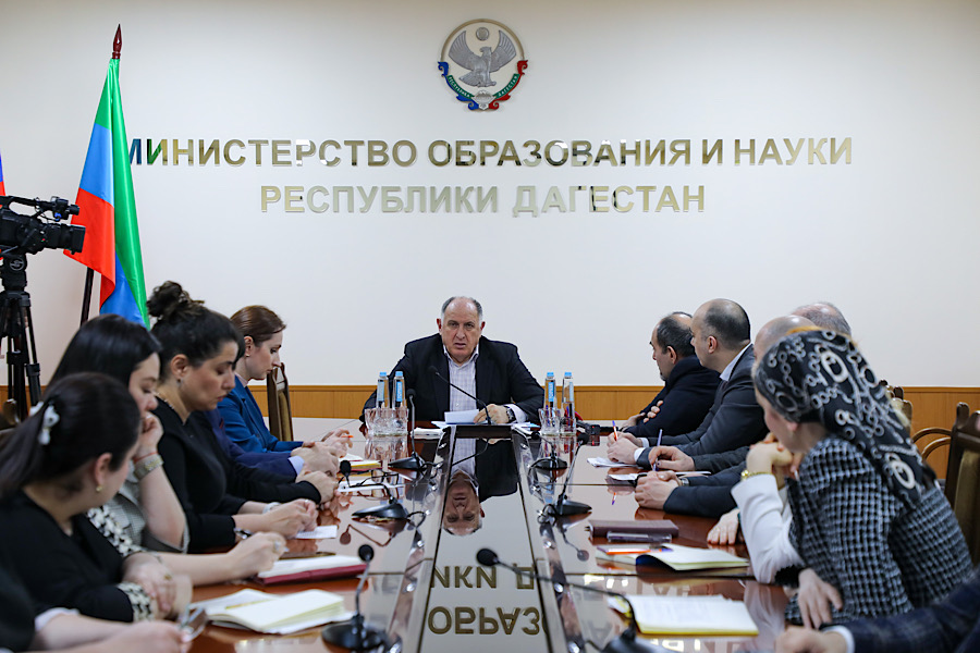 Абдулмуслим Абдулмуслимов: «Наши приоритеты в образовании неизменны»