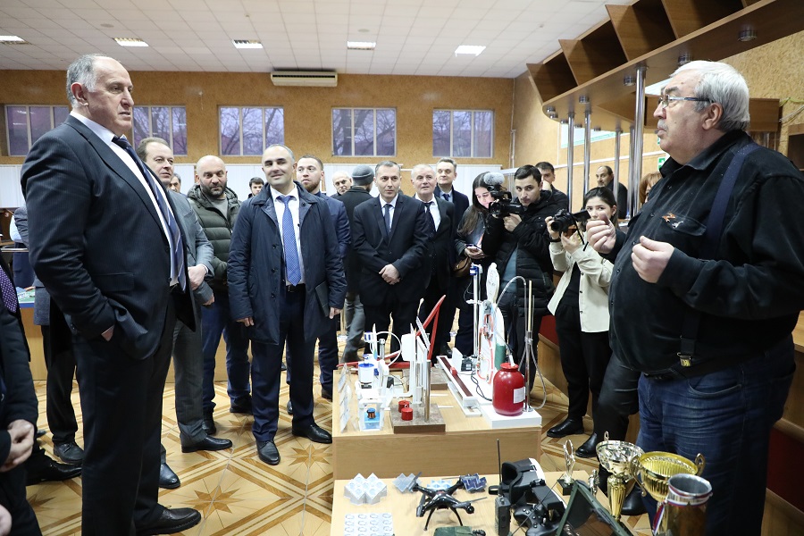Абдулмуслим Абдулмуслимов посетил ДГТУ