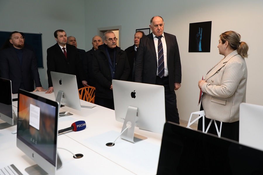 Абдулмуслим Абдулмуслимов посетил ДГТУ