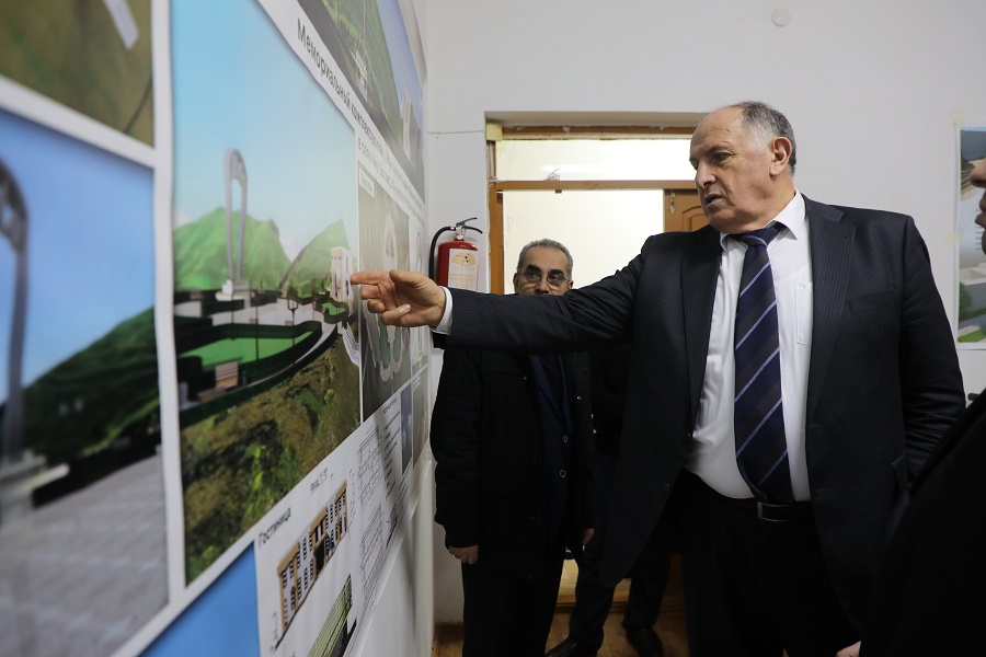 Абдулмуслим Абдулмуслимов посетил ДГТУ