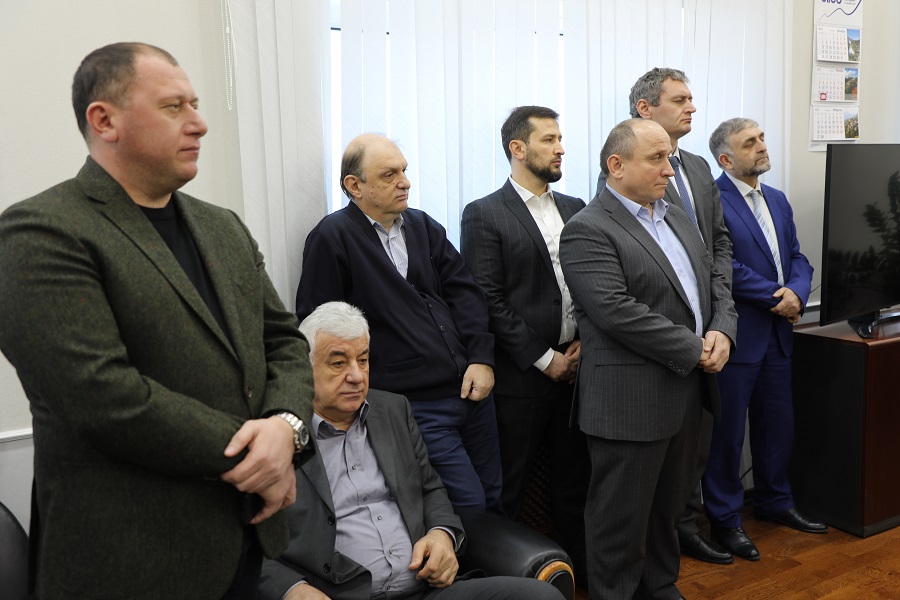 Абдулмуслим Абдулмуслимов представил Шамиля Дабишева в качестве нового министра финансов Дагестана