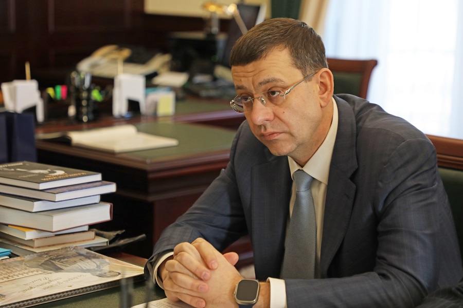 Энергетики завершают установку нового трансформатора 25 МВт на подстанции «Махачкала-110»