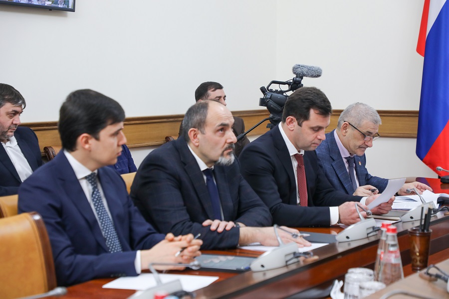 Счетная палата Дагестана проверила качество реализации нацпроектов по линии Минстроя РД