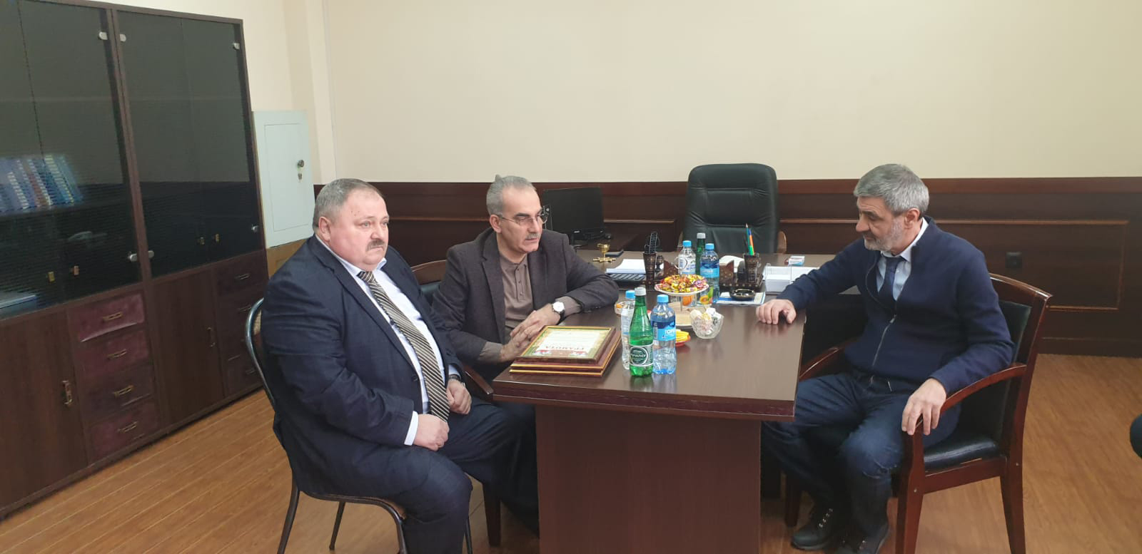 Нариман Абдулмуталибов ознакомился с деятельностью дагестанского научного учреждения КаспНИРХ