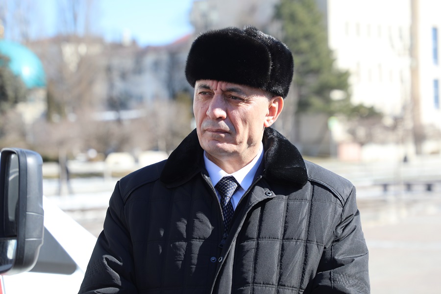 14  машин скорой помощи и 12 передвижных ФАПов получат медучреждения Дагестана