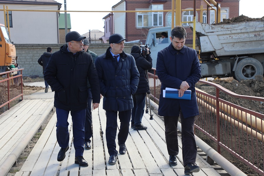 Очистку реки Черкес-Озень завершат до конца 2024 года