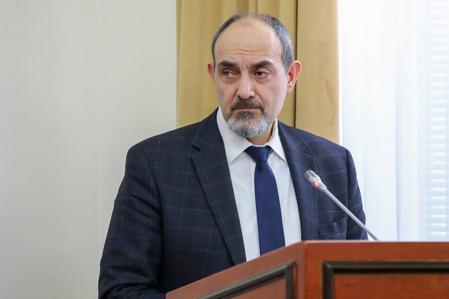 Абдулмуслим Абдулмуслимов поручил разработать госпрограмму развития родных языков Дагестана