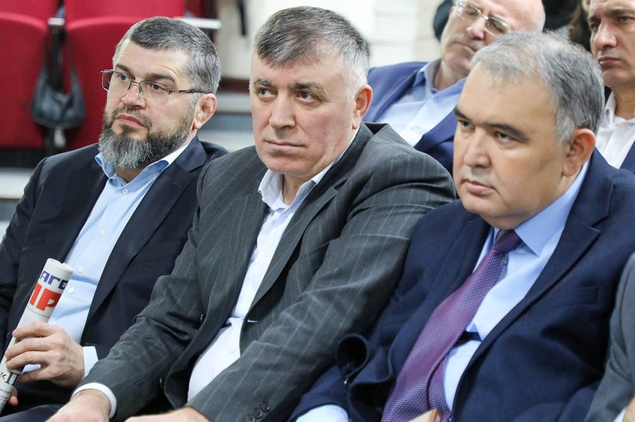 Председатель Правительства Дагестана презентовал собственную книгу