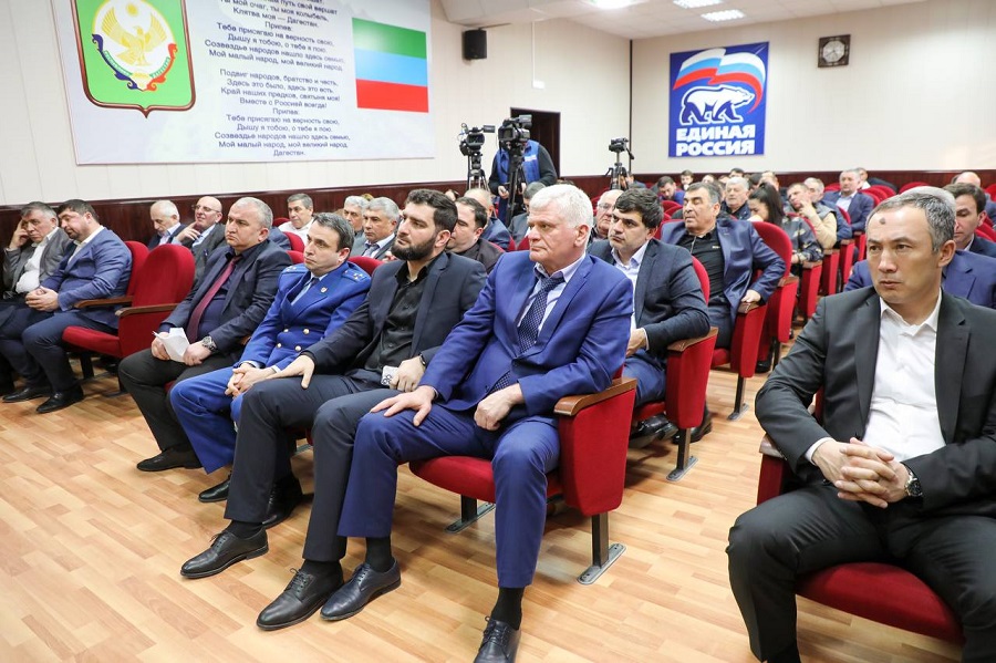 Абдулмуслим Абдулмуслимов рассказал о старте весенних полевых работ в Дагестане