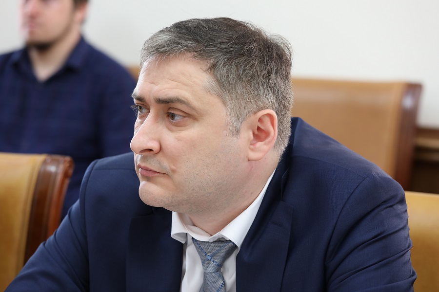 Работницам МФЦ в горных районах Дагестана на час сократят режим работы