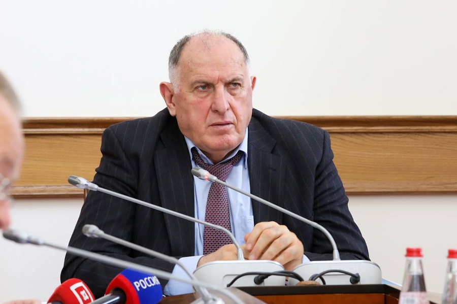 Абдулмуслим Абдулмуслимов провёл заседание Оперативного штаба