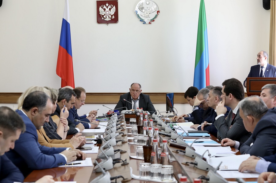 Начало строительства около 100 социальных объектов предусмотрено в 2023 году в Дагестане
