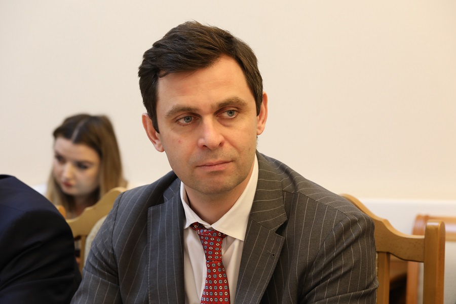 Максим Владимиров провел совещание по вопросам исполнения поручений Президента России в Дагестане