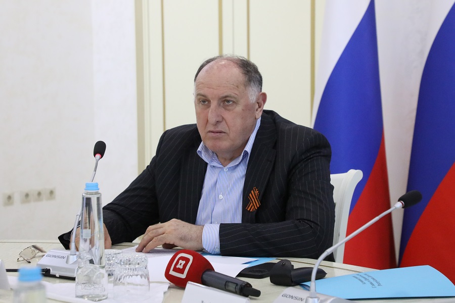 Представители Дагестана в субъектах РФ инициировали реализацию более 10 крупных инвестпроектов в республике