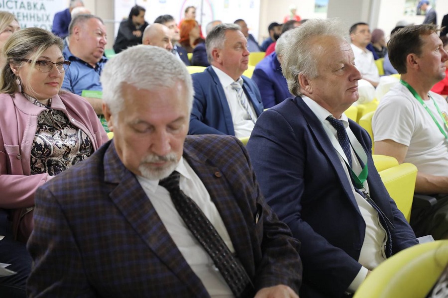 Перспективы развития рынка шерсти обсудили в рамках XXIII Российской выставки племенных овец и коз в Каспийске