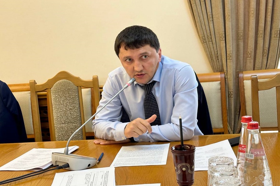 Ход строительства всесезонного туристско-рекреационного комплекса в Дербентском районе обсудили в Правительстве РД
