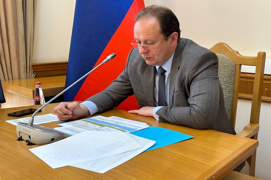Ход строительства всесезонного туристско-рекреационного комплекса в Дербентском районе обсудили в Правительстве РД